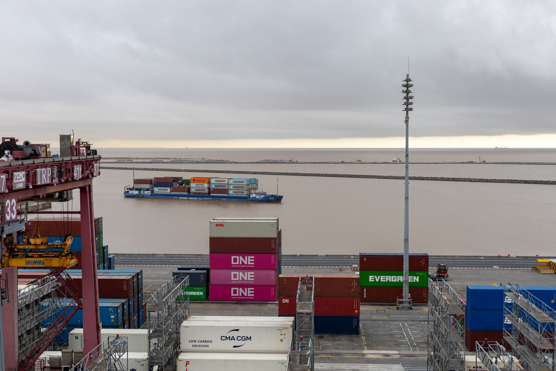 Container ship loading at a US port